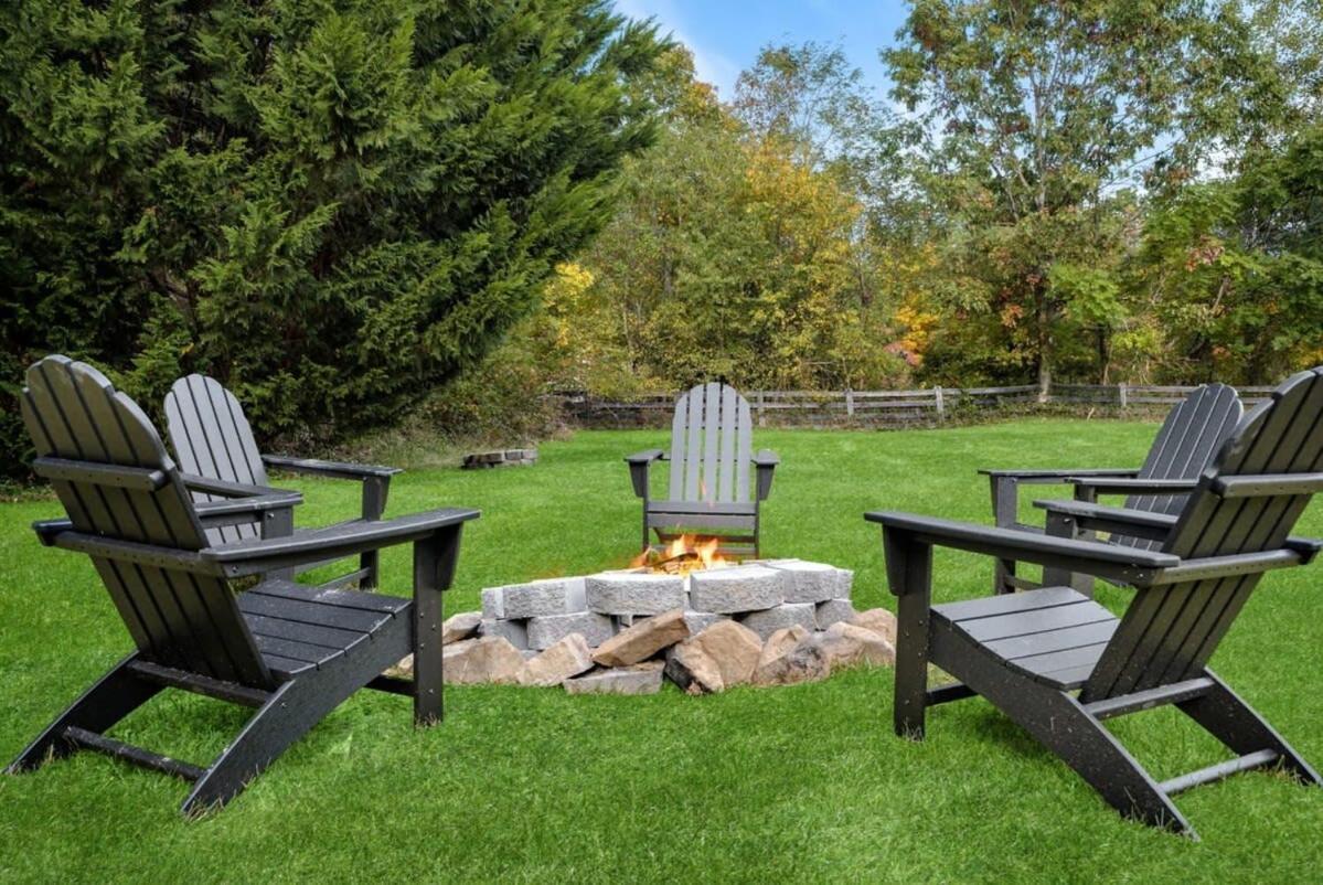 Modern Decor, Hot Tub, Fire Pit & River Access! Luray Dış mekan fotoğraf